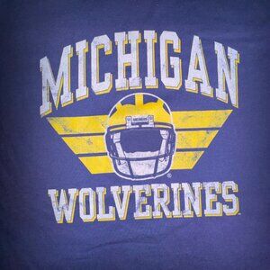 Michigan Wolverines Mens Medium Fan Favorite Long Sleeve T-Shirt Port & Company